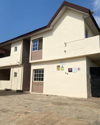 KAJOLA HOTELS fanibi, AKURE in Akure