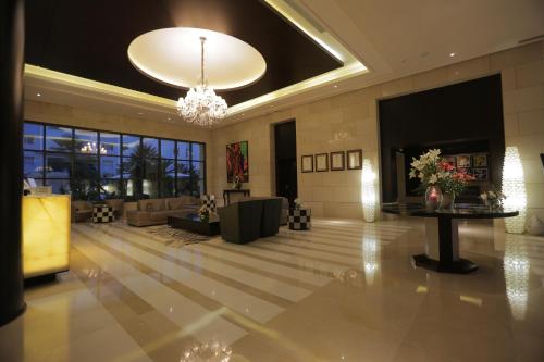 Vestibule, Le Corail Suites Hotel in Les Berges Du Lac II