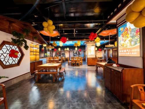 Restaurant, 怡程酒店ECHENG HOTEL in Serendipity Beach