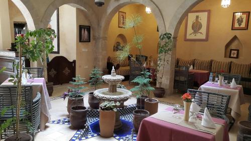 Ресторан, Hotel Riad Ben Atar in Ес-Сувейра