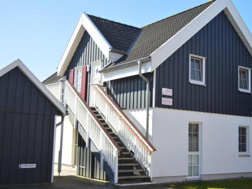 Sundeck Comfortable holiday residence in Greetsiel, Deutschland
