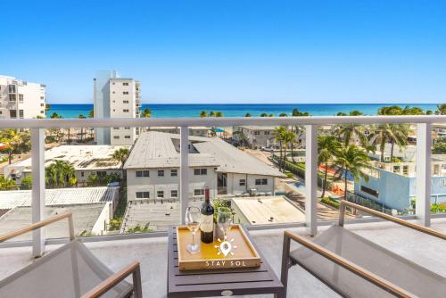 Spectacular Beach View - Amazing Rooftop Pool in Hollywood, USA