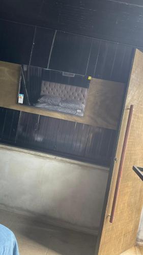 Suíte confortável, com Wi-Fi, estacionamento e Ótimo custo-benefício (Suite confortavel, com Wi-Fi, estacionamento e Otimo custo-beneficio) in 聖約翰多西奧維爾梅洛