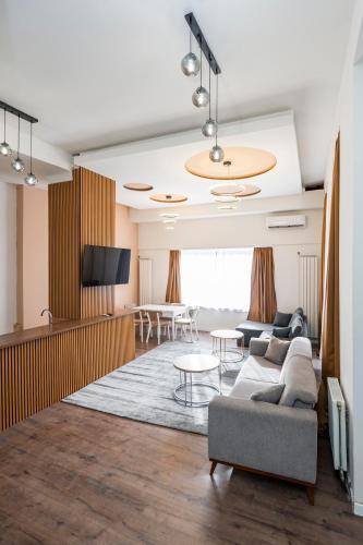 Lelas Grand Apartment - free parking