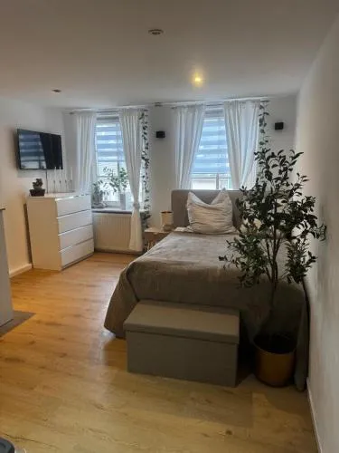 BG Living & Hosting - Stilvolles Studio im Herzen der Stadt - WLAN inklusive in Trier, Deutschland