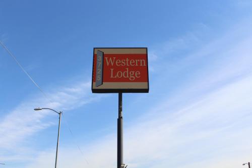 Western Lodge Phoenix Airport/Downtown – Phoenix, AZ