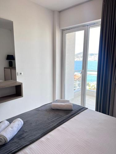 Sunny Sea View Apartment Sarande - image 2