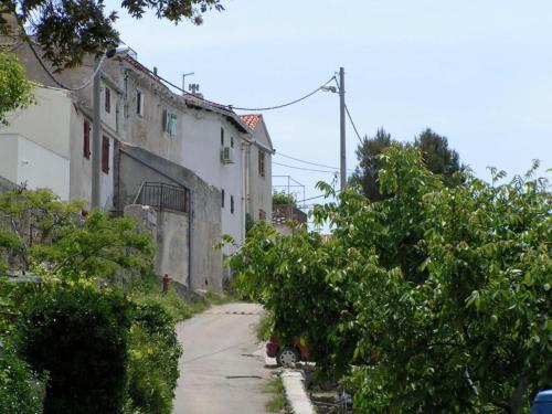 Ieeja, Apartments Rose in Ustrine