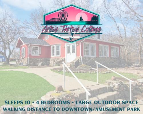 . 127 Hwy 71 Main House