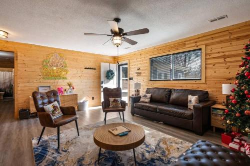 Paw Paw's Cabin in Pigeon Forge (TN)