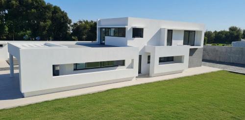 Bella Casa Total House – khách sạn tại Santa Barbara