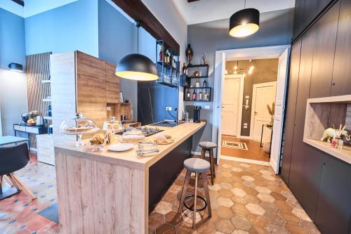 Palazzo Lupinacci - dimora storica Bed and breakfast in 科森扎