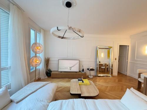 Elegant 2 Bedrooms Parisian Flat & Chic in Neuilly - Location saisonnière - Neuilly-sur-Seine