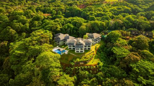 Ocean-Mountain views 2 Bdr, Villa Pelicano – khách sạn tại Dominical