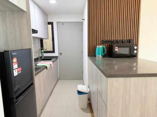 MayaBay Splash Mania Gamuda Cove 2BR by Dion Ventures in Bandar Gamuda Cove