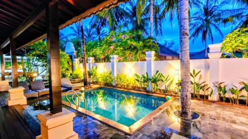 4 bedrooms, 6 beds