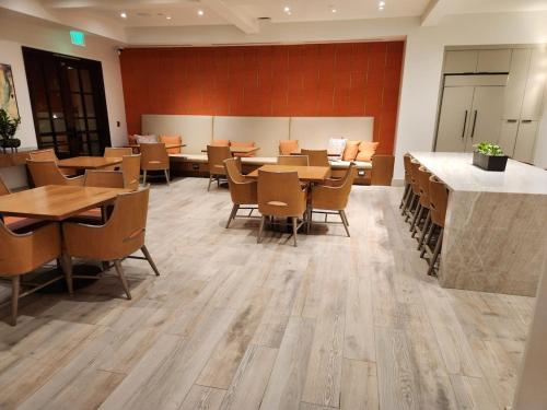 Irvine Spectrum 1 bed 1 bath in Westpark
