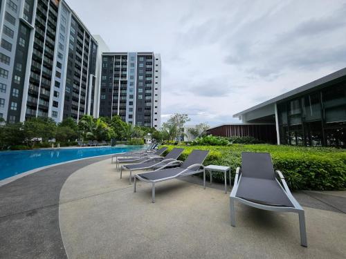 Splash Mania Maya Bay Gamuda Cove Homestay in Bandar Gamuda Cove