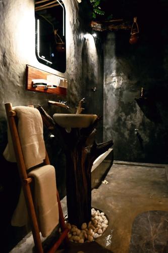 Баня, Gal Oya Heritage Retreat - Clay House in Gal Oya National Park