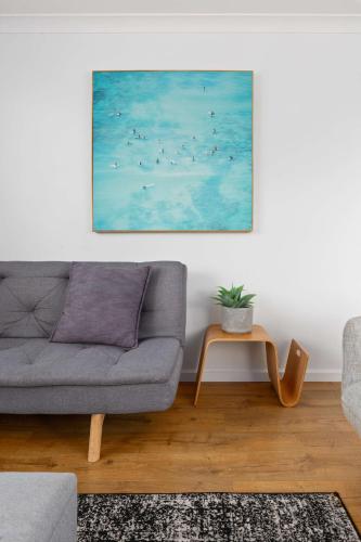 Sunny Manly Apartment Steps from Beach & Cafes - image 8