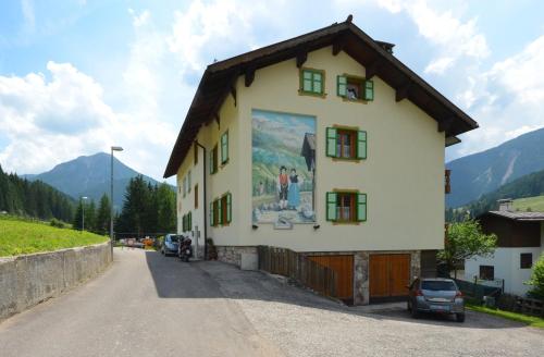  Ciasa del Baila, Pension in Soraga di Fassa