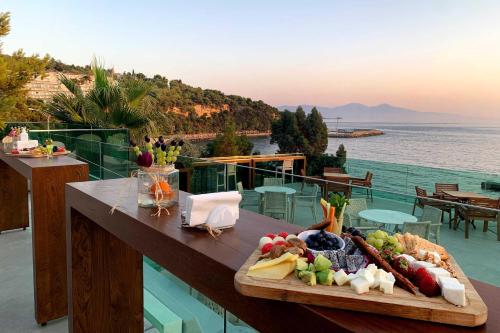 Ресторан, Pine Bay Holiday Resort in Кушадаси