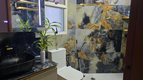 ห้องน้ำ, Sengkang MRT Condo Stay in เซงกัง