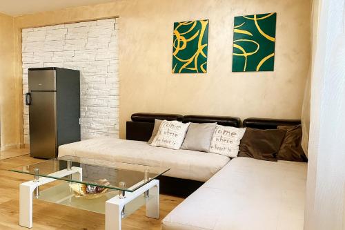 Prime Apartment & Private Parking - image 5