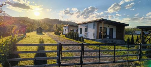 F A N BunGALow Vama Buzăului – khách sạn tại Sita Buzăului