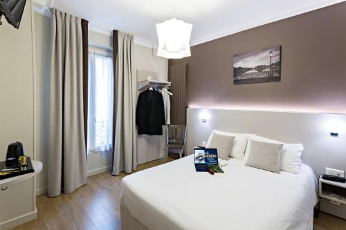 Modern Hotel