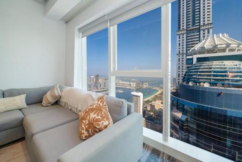 Prime 2BR in Damac Heights Marina