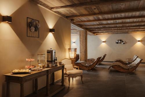 Spa, Laguscei Dolomites Mountain Hotel in Livinallongo