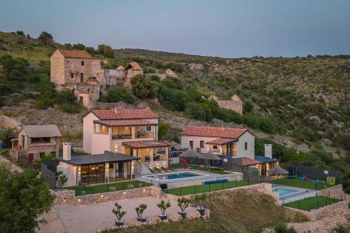 Villa La Vrana Zadar Villas – khách sạn tại Vrana