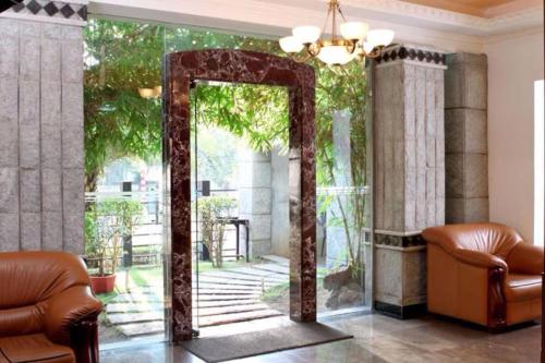 入口, Hotel Grand Palace Stay in 吉登伯勒姆
