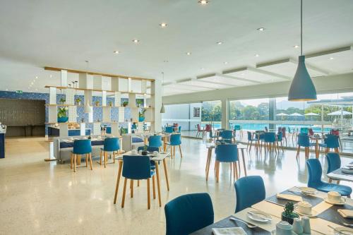 Restaurant, Marriott Maracay Golf Resort in Maracay