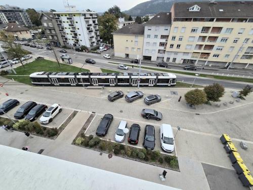 Le Convivial in 昂比伊