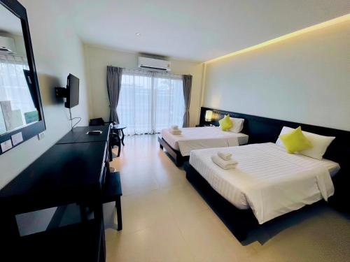 room detail thumbnail 0