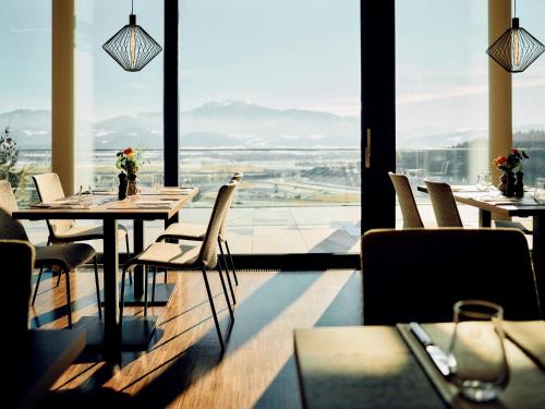 Étterem, TAUROA Schonberghof Spielberg in Spielberg