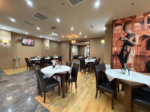 Hotel Hanul de la Rascruce in อาราด