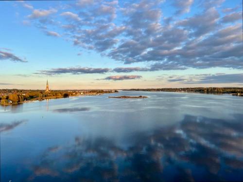 Panoramablick Ostseefjord Schlei in Schleswig, Deutschland