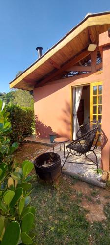 Haya Vista Alta - Chalés (Haya Vista Alta - Chales) in Santo Antonio do Pinhal ( Sao Paulo)