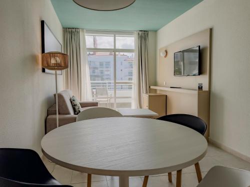 Gara Suites Golf & Spa in Tenerife