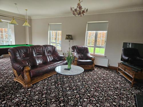 Dergfield House 2