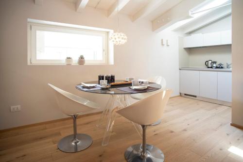 Time to Be - Luxury Apartments Centro Storico 3