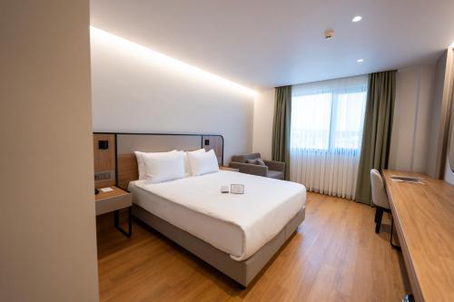 Reiwa Business Hotel in Osmaniye