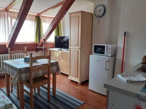 Penzion Na Zámostí Malenice (Penzion Na Zamosti Malenice) in Ckyne