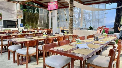 Restaurant, Casa Loubel Beach Resort in Buruanga - Mainland