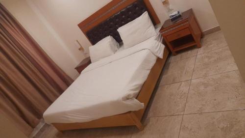 Jawheret S Hotel Suite - image 3