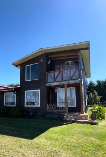 Casa Maitén con vista al volcán