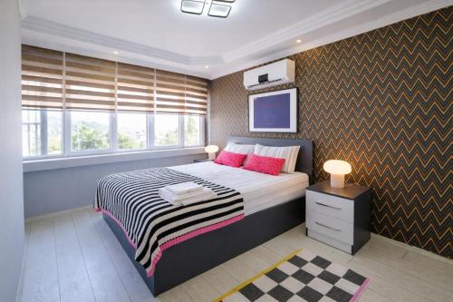 Central Flat in Kaleici with Sea View Near Beach